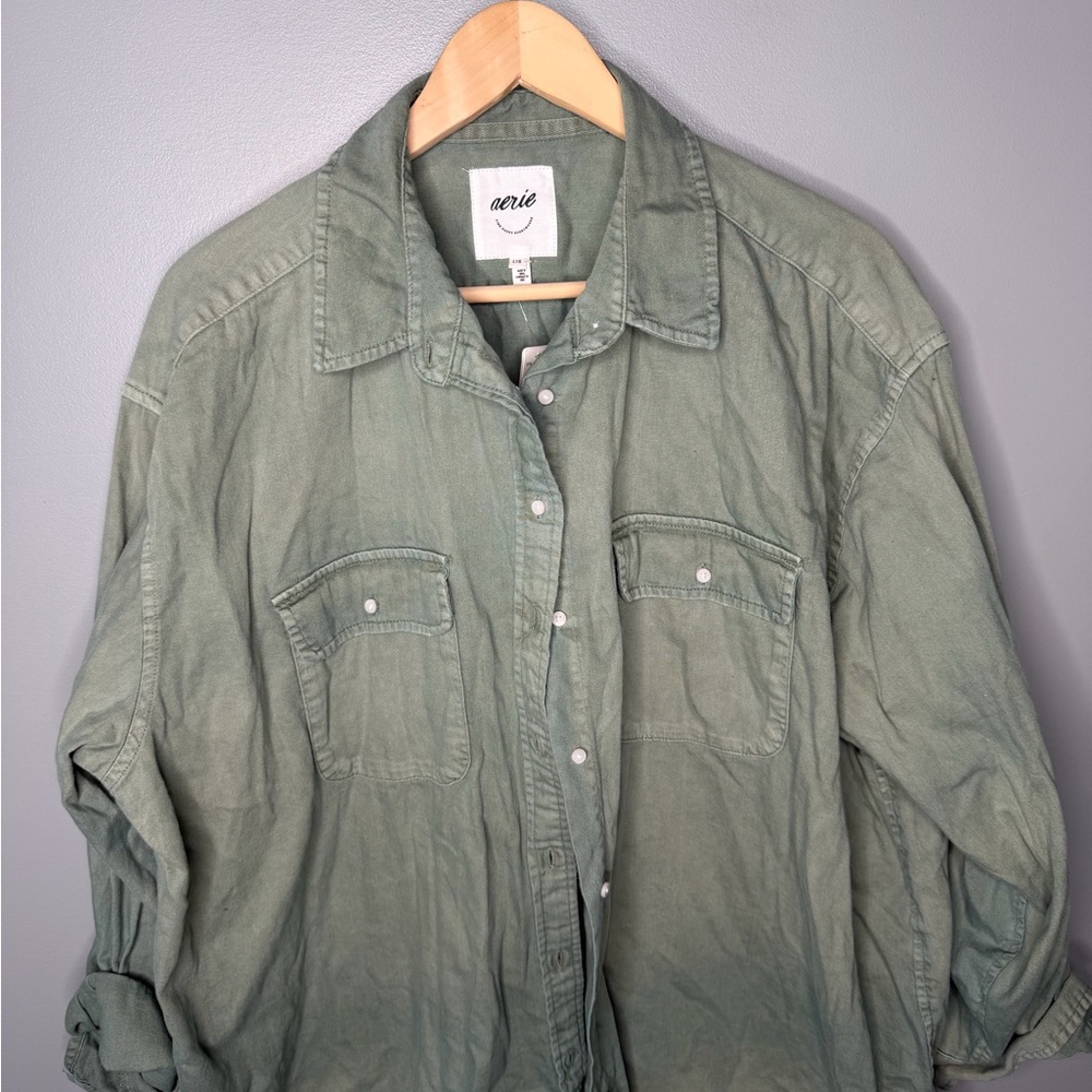 NWT Aerie Faded Boyfriend Button Down - Picture 4 of 11